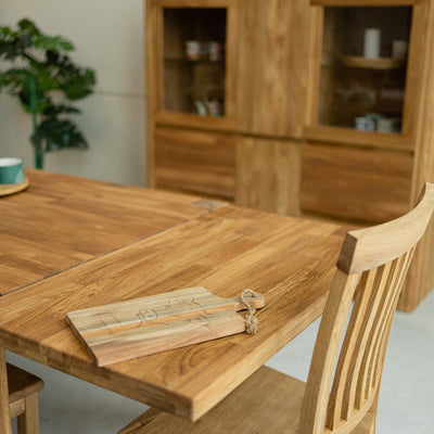 Mesa extensible de comedor de madera maciza de roble sostenible