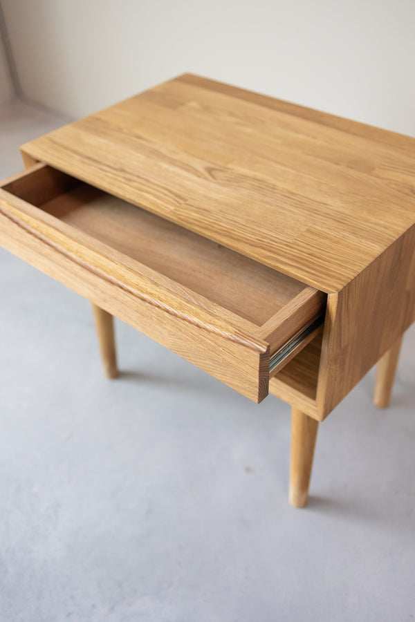 NordicStory Mesita de noche de madera maciza de roble