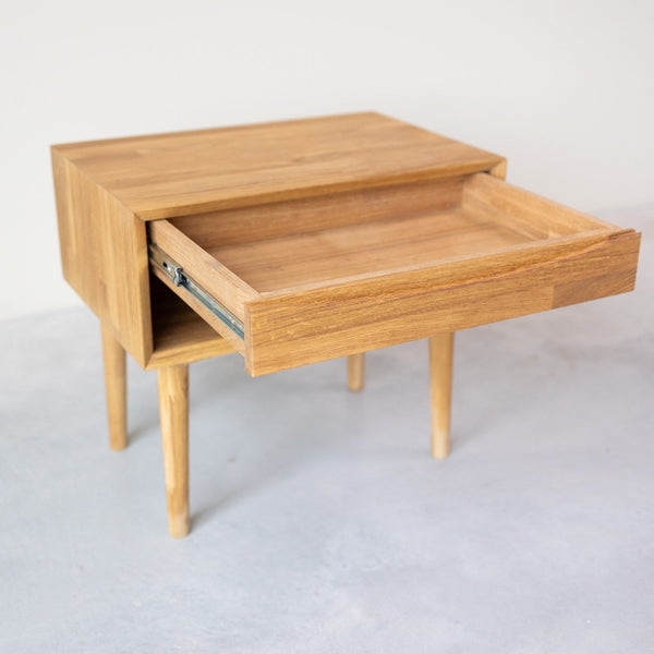 NordicStory Mesita de noche de madera maciza de roble