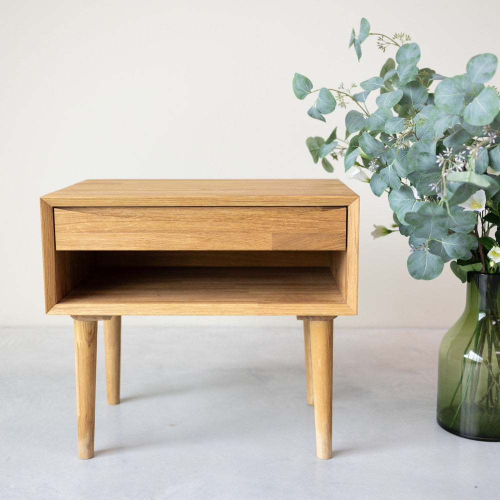 NordicStory Mesita de noche de madera maciza de roble