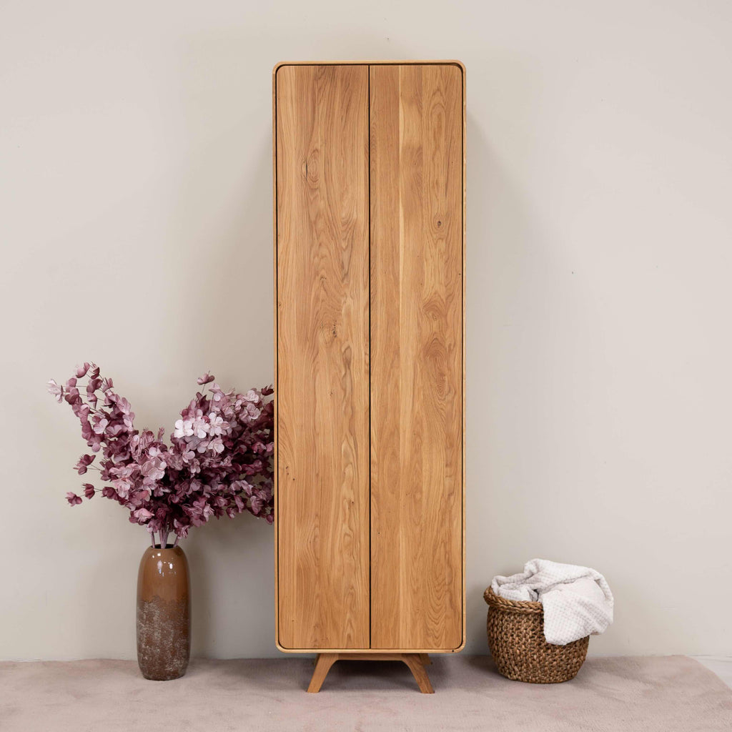 NordicStory Armario de 2 puertas de madera maciza roble Geneva, 60 x 45 x 200 cm.