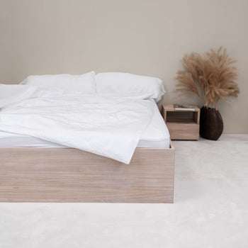 NordicStory Cama con almacenaje de madera maciza de roble Sofia 