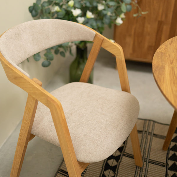 VESKOR Pack de 2 o 4 Sillas de Comedor de madera maciza de roble Knut, tapizado Beige/Gris Antracita Roble.Store