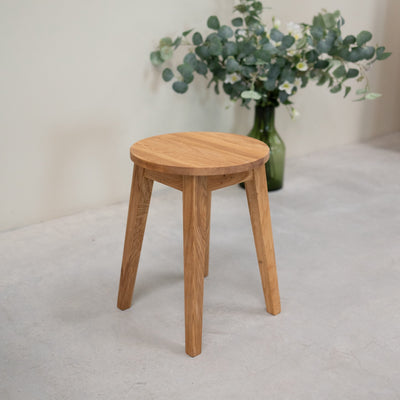 NordicStory Pack de 2 o 4 Taburetes de Comedor de Madera Maciza de Roble Diana