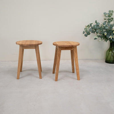 NordicStory Pack de 2 o 4 Taburetes de Comedor de Madera Maciza de Roble Diana
