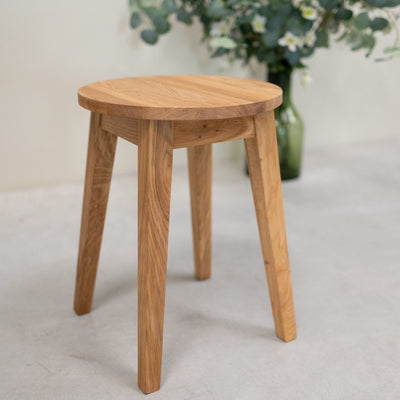 NordicStory Pack de 2 o 4 Taburetes de Comedor de Madera Maciza de Roble Diana