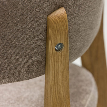 Veskor Pack de 2 o 4 Sillas de Comedor de Madera Maciza de Roble Claus, tapizado Gris o Marron Roble.Store