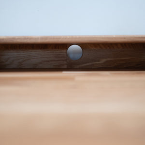 Mesa escritorio de madera maciza de roble Ana, 120 x 65 x 84,5 cm. | NordicStory