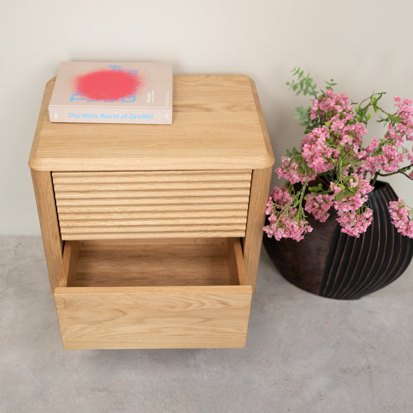 Oxford 2 solid oak bedside table | NordicStory