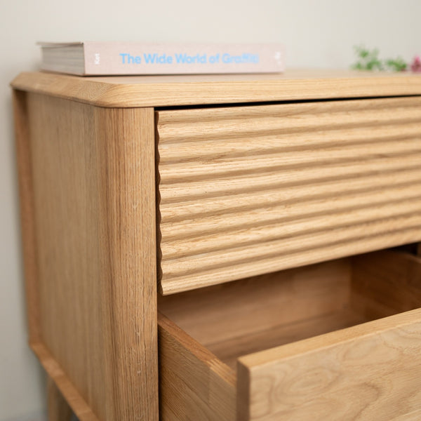 Oxford 2 solid oak bedside table | NordicStory