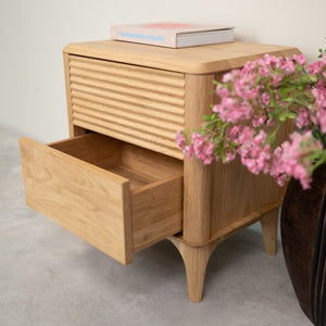Oxford 2 solid oak bedside table | NordicStory