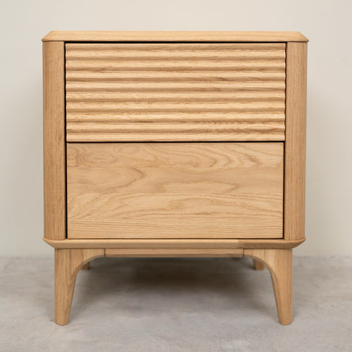 Oxford 2 solid oak bedside table | NordicStory
