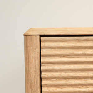 Oxford 2 solid oak bedside table | NordicStory