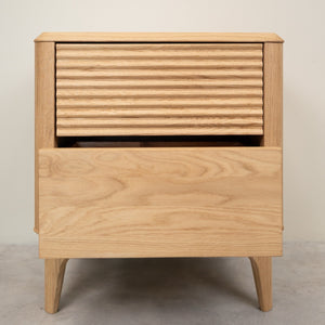Oxford 2 solid oak bedside table | NordicStory