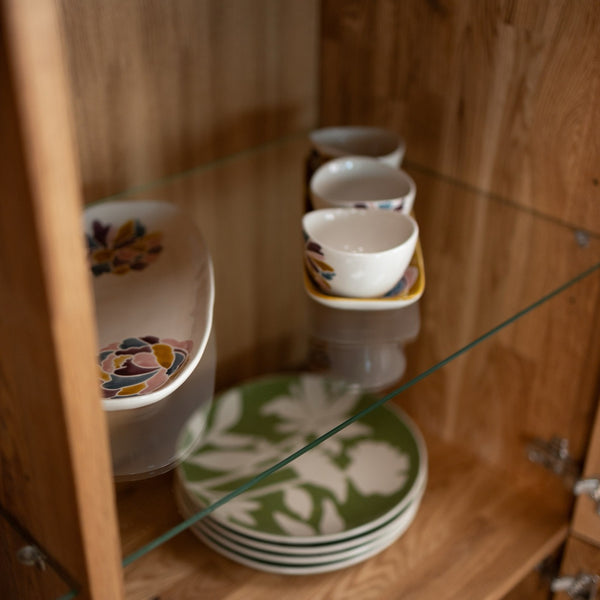 Escandi 3 solid oak display cabinet | NordicStory