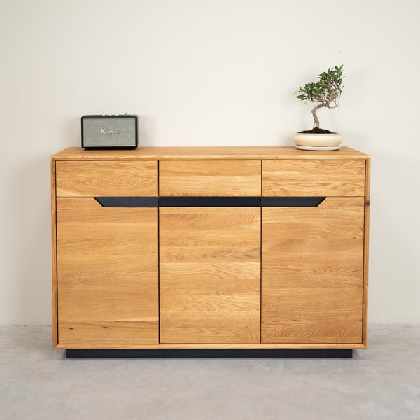 Credenza in legno massello di rovere Bremen 2 | NordicStory