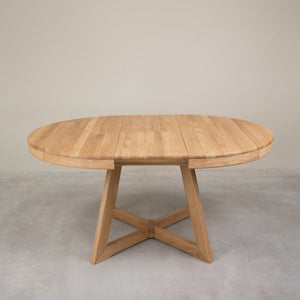 Valencia Extendable Solid Oak Dining Table | NordicStory