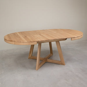 Valencia Extendable Solid Oak Dining Table | NordicStory