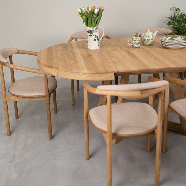 Set of 2 or 4 Lord Dining Chairs, Solid Oak Frame | NordicStory
NordicStory