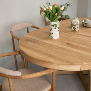 Valencia Extendable Solid Oak Dining Table | NordicStory