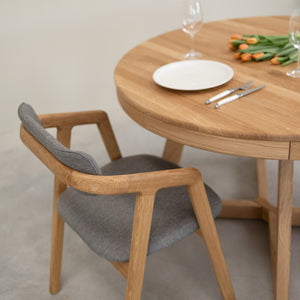 Valencia Extendable Solid Oak Dining Table | NordicStory