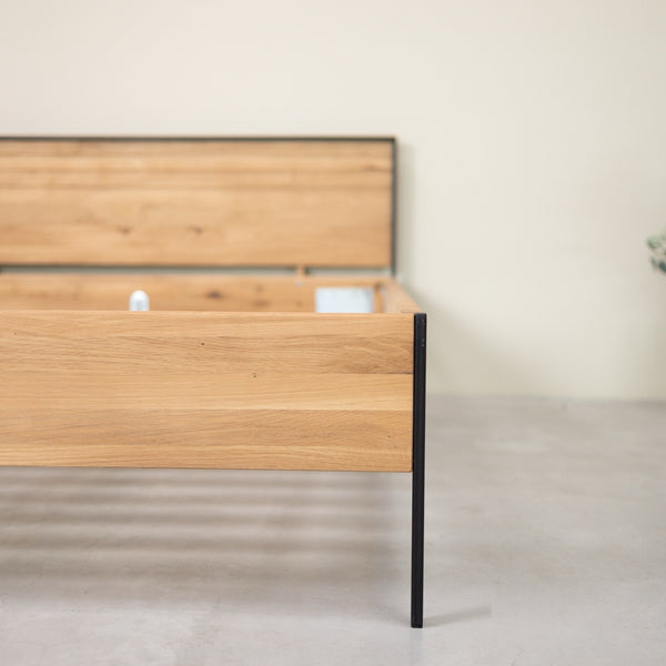 Runa solid oak bed | NordicStory