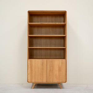 Vitrina de madera maciza roble Geneva 2 RobleStore NordicStory