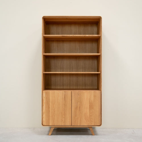 Vitrina de madera maciza roble Geneva 2 RobleStore NordicStory