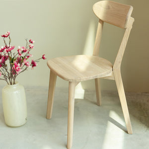 Pack de 2 o 4 Sillas de Comedor de Madera Maciza de Roble Isku | NordicStory