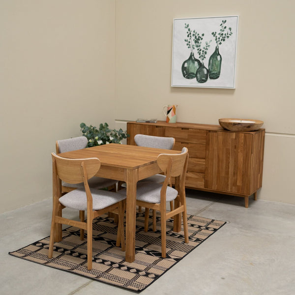 Pack de 2 o 4 Sillas de Comedor de Madera Maciza de Roble Maxwell, tapizado en Gris | VESKOR