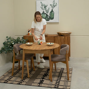 Mesa de comedor redonda y extensible de madera maciza de roble Escandi 3, 100-130 x 100 x 75 cm. | NordicStory