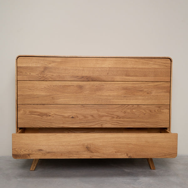 Comò in legno massello di rovere Geneva 3 | NordicStory