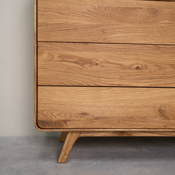 Comò in legno massello di rovere Geneva 3 | NordicStory