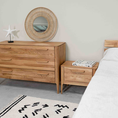 Aparador Cómoda de madera maciza de roble Atlanta, 120 x 46,8 x 78,6 cm. | NordicStory