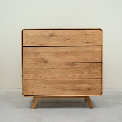 Comoda de madera maciza roble Geneva 2 Cajonera alta con 4 cajones Roble.Store NordicStory