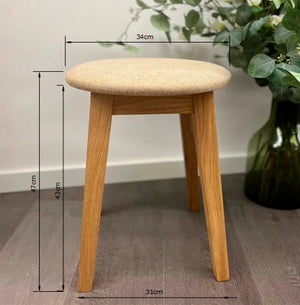 Pack de 2 o 4 Taburetes de Comedor de Madera Maciza Diana, tapizado | NordicStory