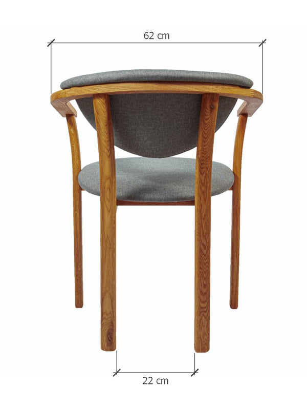 Set van 2 of 4 Alexis eetkamerstoelen, frame van massief eiken, bekleed in Scandinavisch grijs | NordicStory
