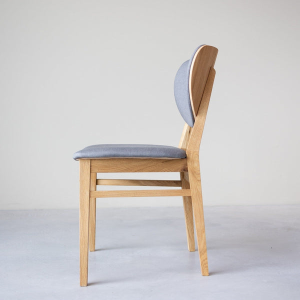 Pack de 2 o 4 Sillas de Comedor Nova, Estructura de Madera Maciza de Roble, Tapizado | NordicStory