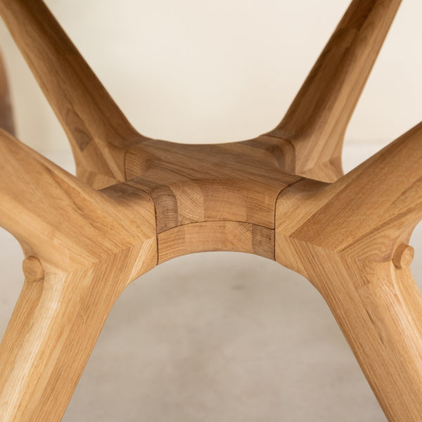 Mesa de comedor redonda y extensible de madera maciza roble Carmen | NordicStory