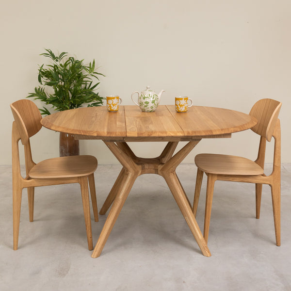 Mesa de comedor redonda y extensible de madera maciza roble Carmen | NordicStory
