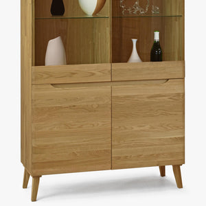 Vitrinenschrank aus massiver Eiche „Milan 2“ | NordicStory