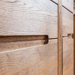 NordicStory Comoda de madera maciza de roble 
