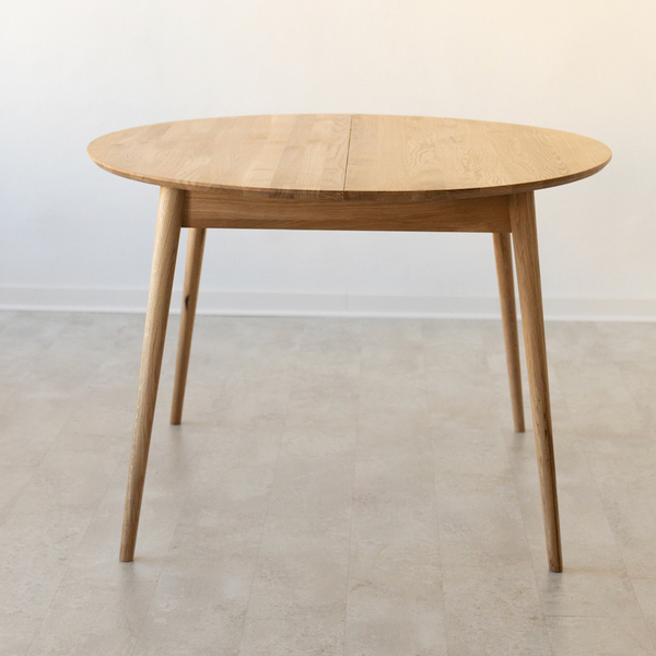 Mesa extensible de comedor de madera maciza de roble Escandi 4, 120-155 x 120 x 75 cm. | NordicStory