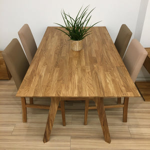 Mesa de comedor de madera maciza de roble Harold, 170 x 90 x 75 cm. | NordicStory