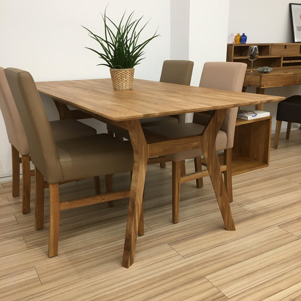 Mesa de comedor de madera maciza de roble Harold, 170 x 90 x 75 cm. | NordicStory